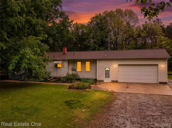 9715 Galatian, Whitmore Lake, MI 48189