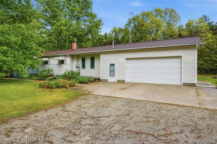 9715 Galatian, Whitmore Lake, MI 48189 - #3