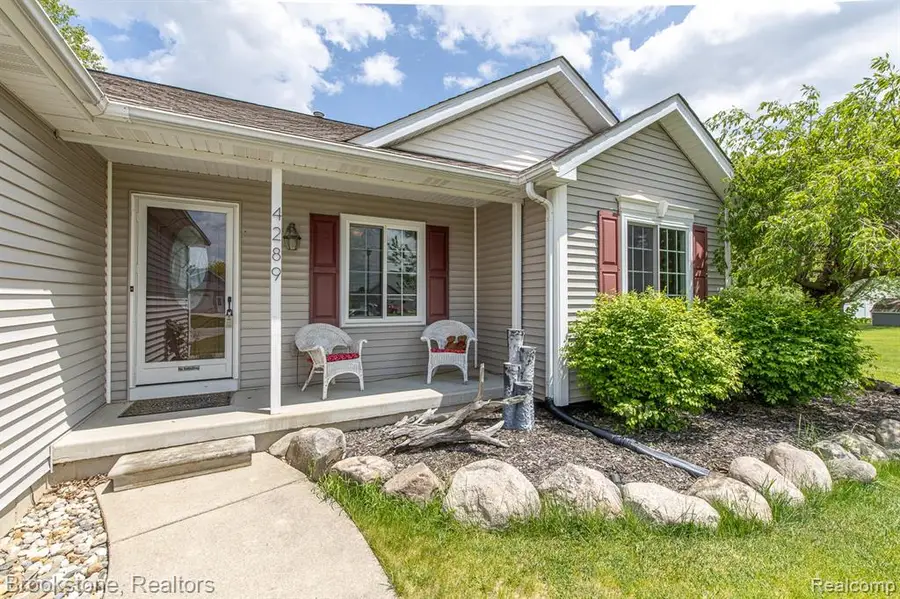 4289 Covey, Grand Blanc, MI 48439 - #3