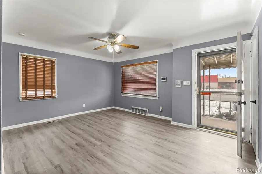14716 Eureka, Southgate, MI 48195 - #3