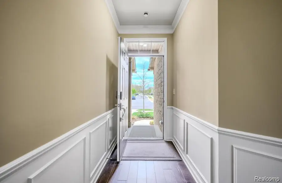 1674 Addison, Walled Lake, MI 48390 - #3