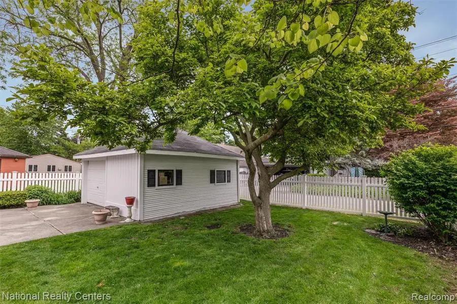 22607 Park, Dearborn, MI 48124 - #3