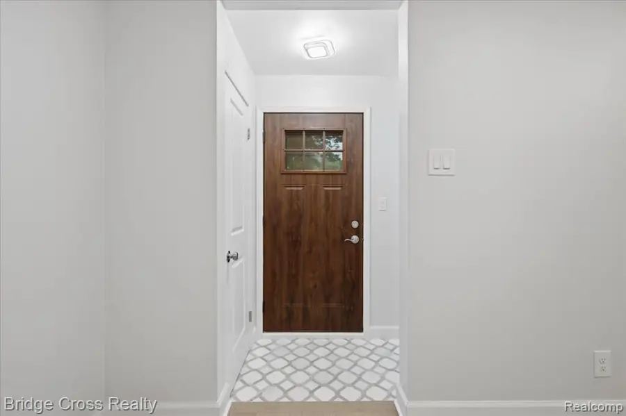 1790 Humphrey, Birmingham, MI 48009 - #3
