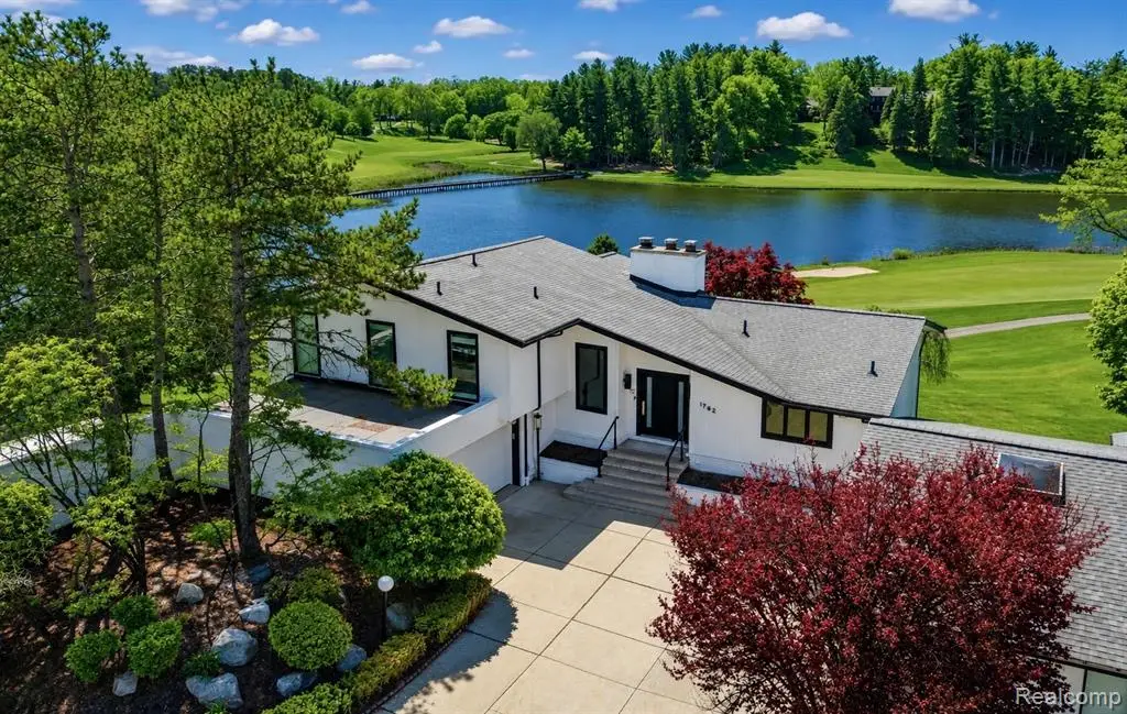 1762 Saint Johns, Bloomfield Hills, MI 48302 - #1