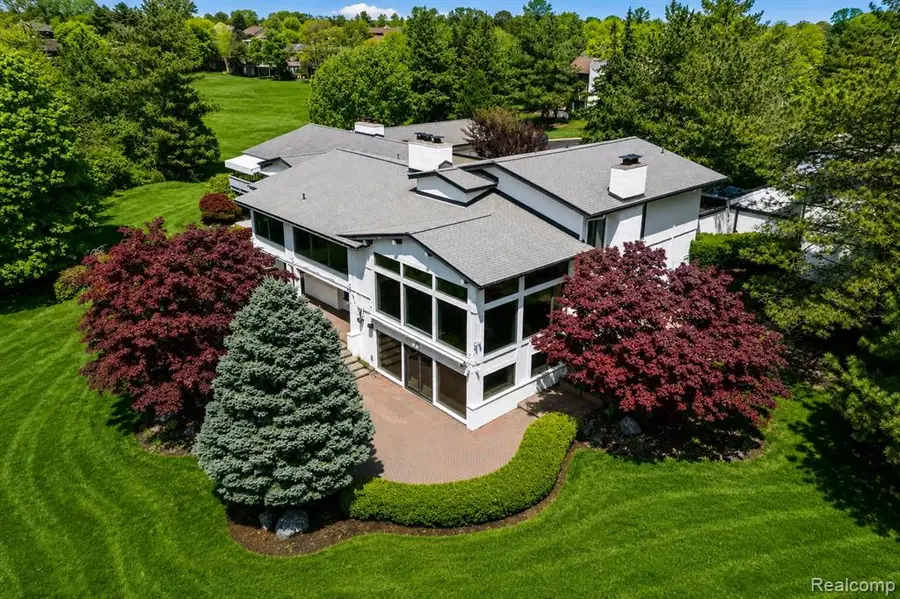 1762 Saint Johns, Bloomfield Hills, MI 48302 - #2