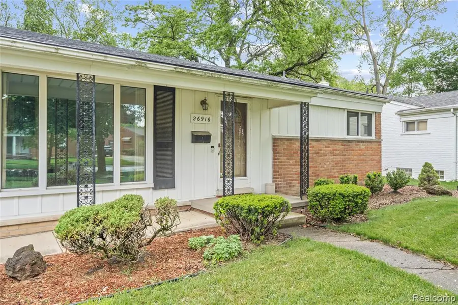 26916 Rouge River, Dearborn Heights, MI 48127 - #3