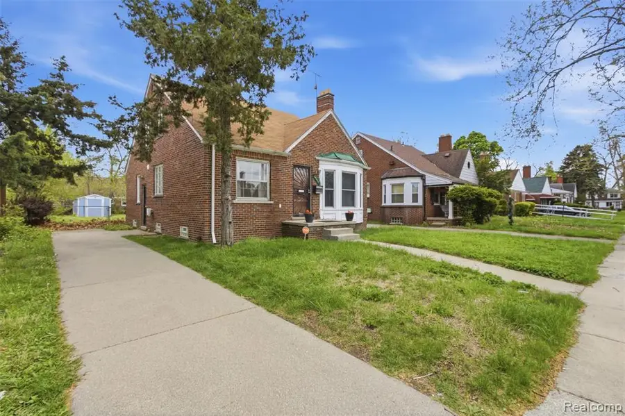 18260 Strathmoor, Detroit, MI 48235 - #2