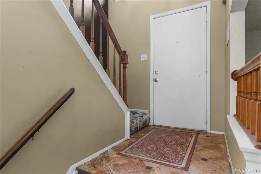 2968 Roundtree, Troy, MI 48083 - #3