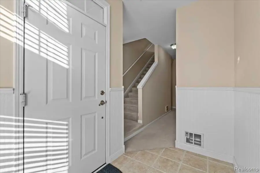 3262 Johanna Ware, Wixom, MI 48393 - #2