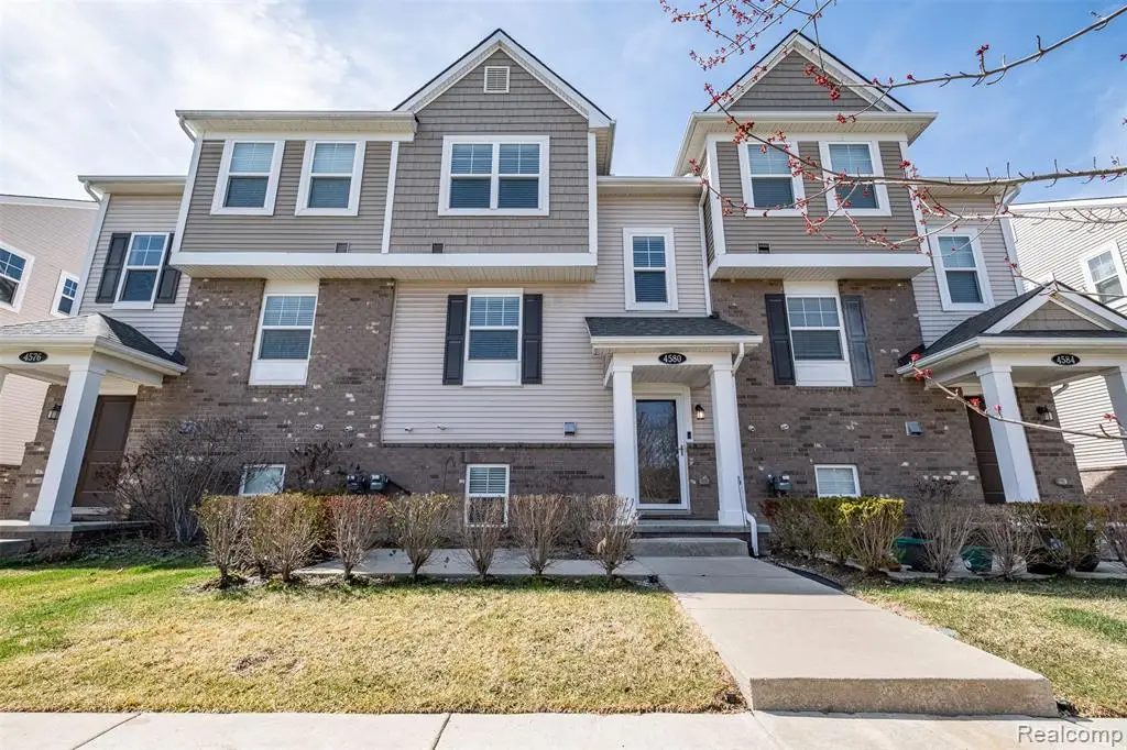 4580 Bradley #24, Troy, MI 48085 - #1