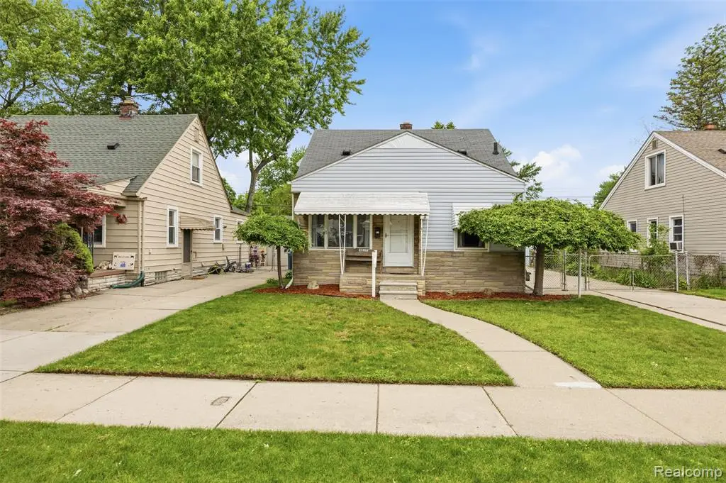 21326 Carlysle, Dearborn, MI 48124 - #1