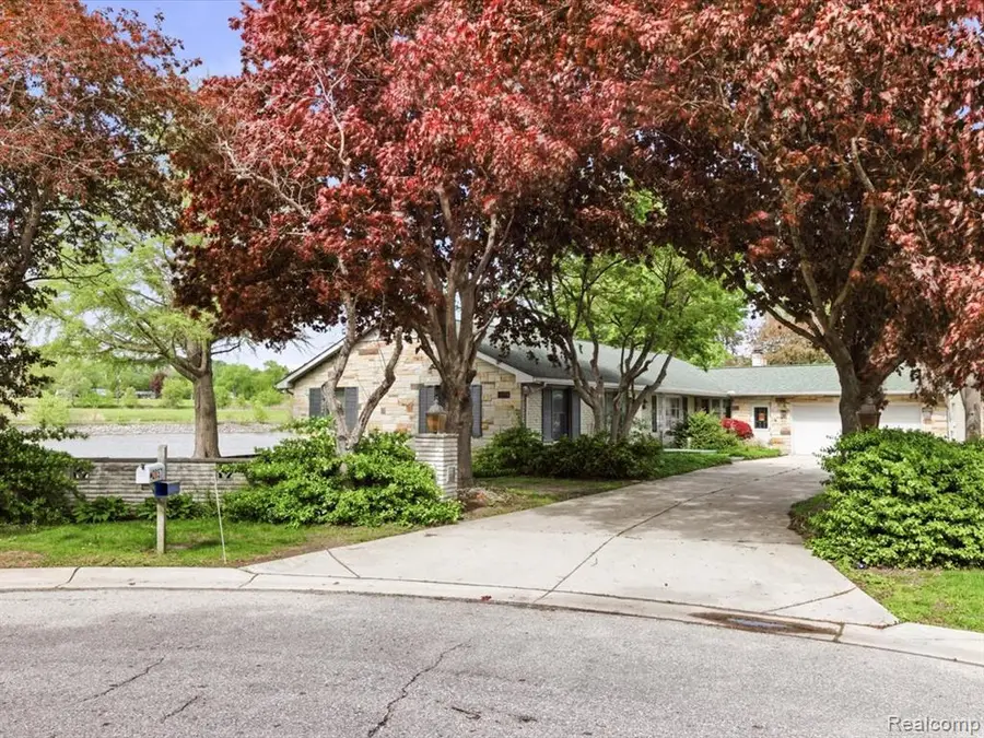 2857 Riverwood, Port Huron, MI 48060 - #3