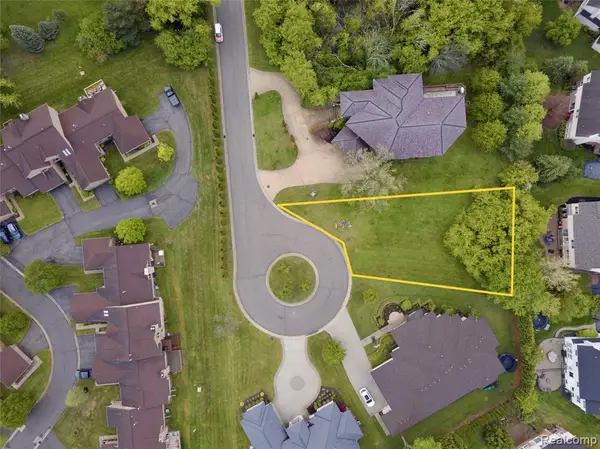 5057 Karachi, West Bloomfield, MI 48322