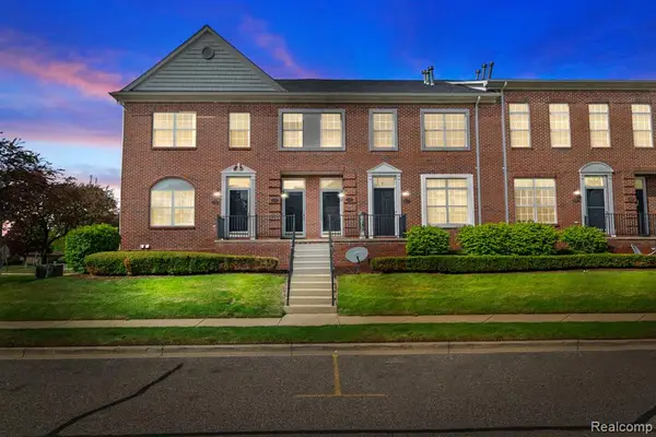 14267 Vauxhall, Sterling Heights, MI 48313