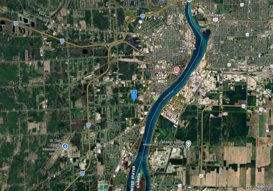 1035 38th St, Port Huron, MI 48060 - #3