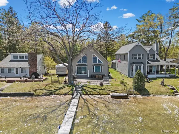 1434 Lake, National City, MI 48748
