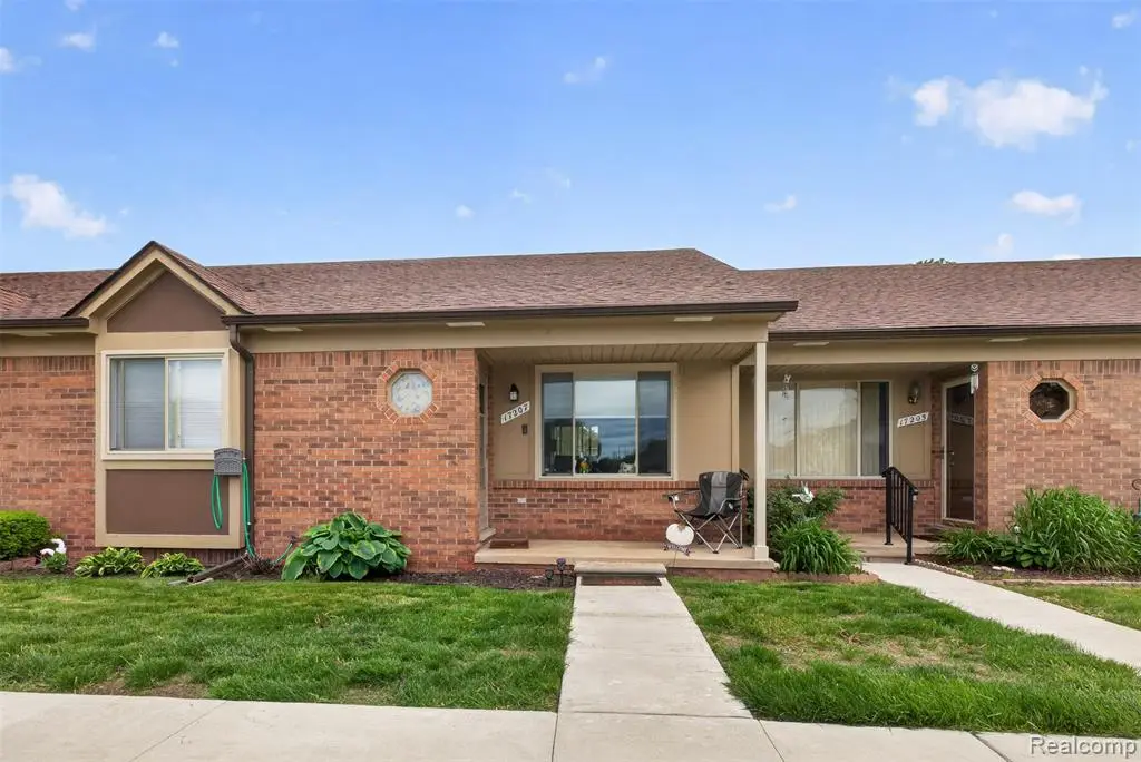 17207 Kingsbrooke, Clinton Township, MI 48038 - #1