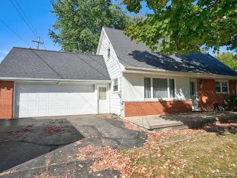 2496 Ketzler Dr, Flint, MI 48507 - #2
