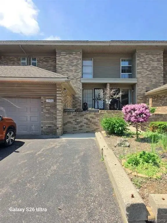 1908 Thornhill Place, Detroit, MI 48207 - #1