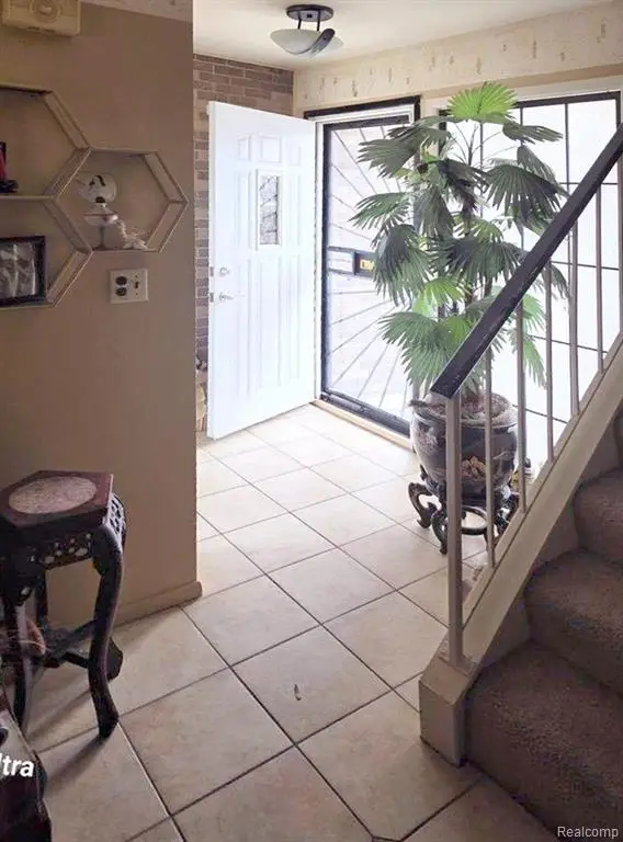 1908 Thornhill Place, Detroit, MI 48207 - #3