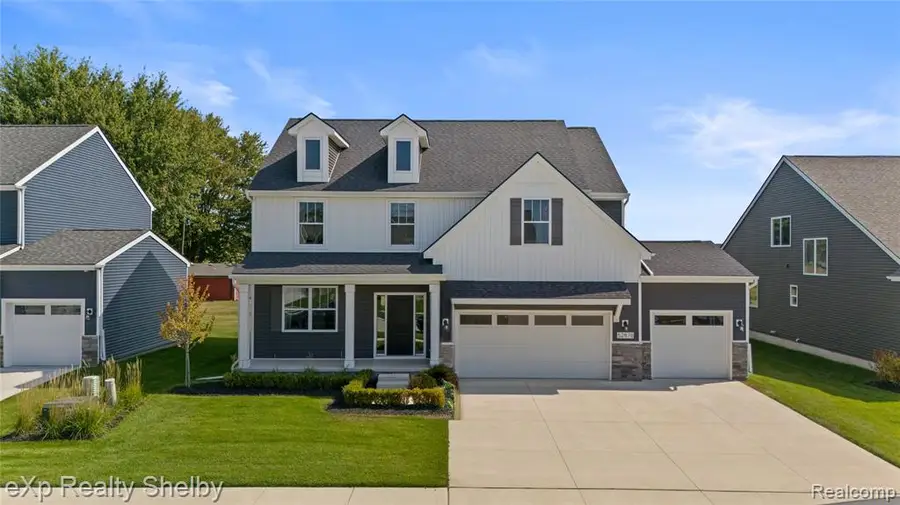 52000 Wellington Valley, Macomb, MI 48042 - #3
