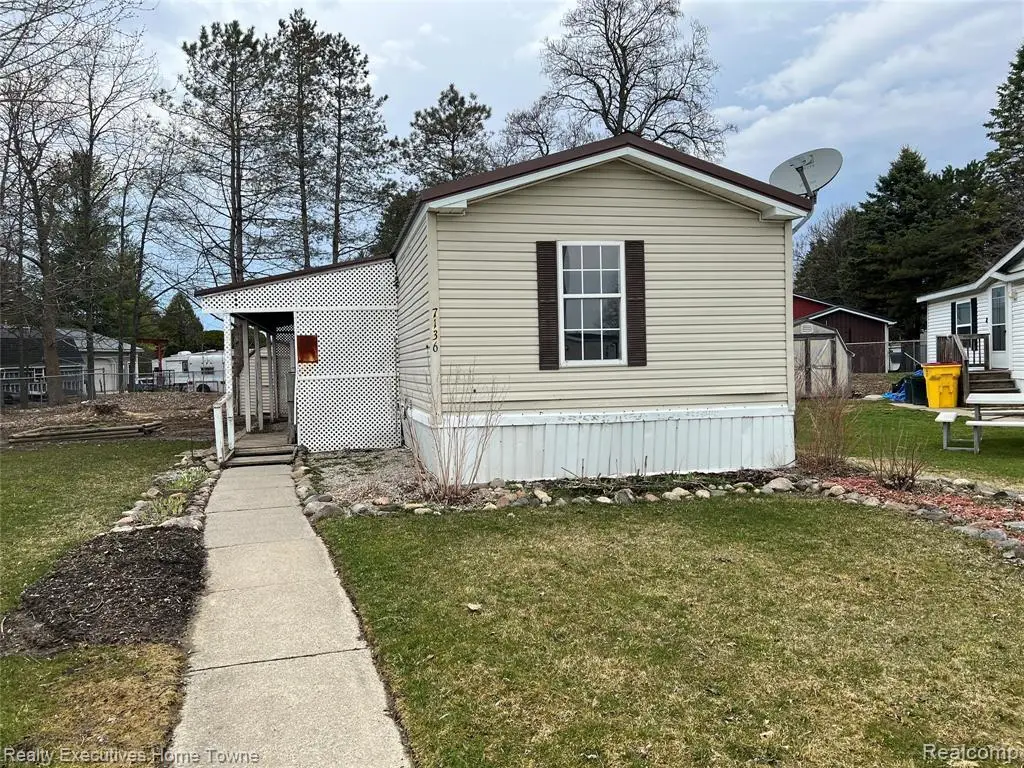 7136 Mapleview, Brown City, MI 48416 - #1