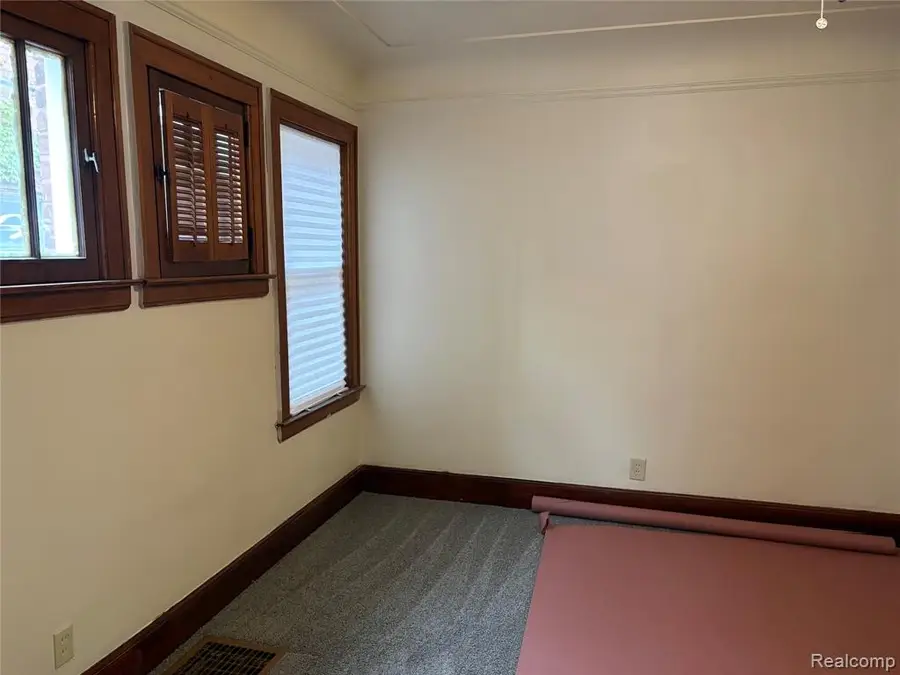 15954 NW Hackett, Detroit, MI 48227 - #3