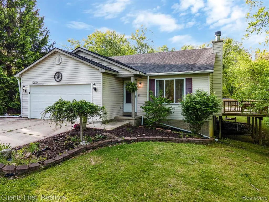 4840 Gilbo, Waterford, MI 48328 - #1