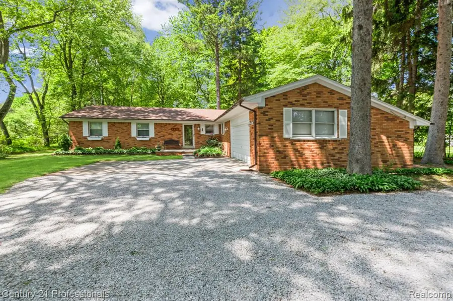 8638 Stone, Clay, MI 48001 - #2