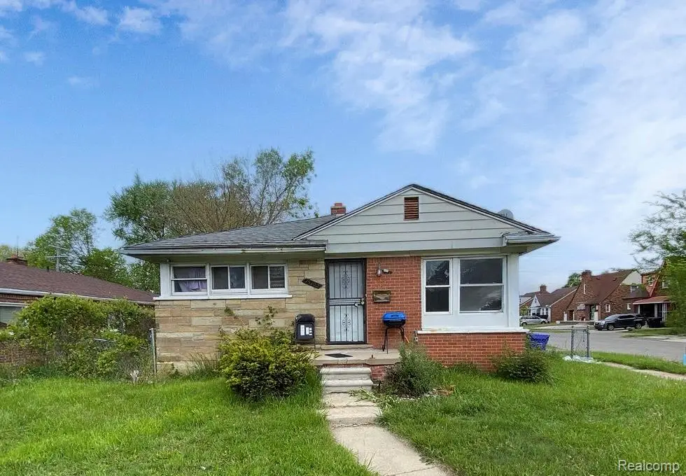 15300 W Chicago, Detroit, MI 48228 - #1