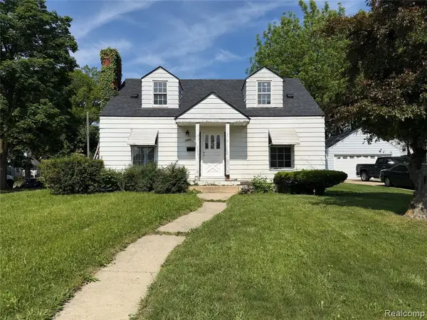 1601 N Ballenger, Flint, MI 48504