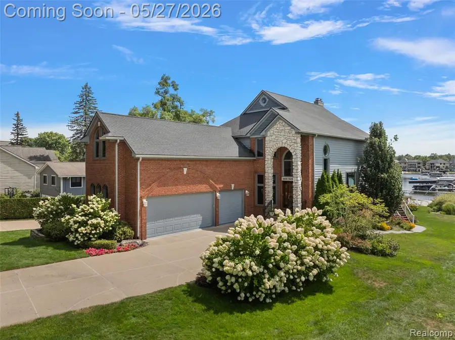 1600 Vanstone, Commerce Township, MI 48382 - #2