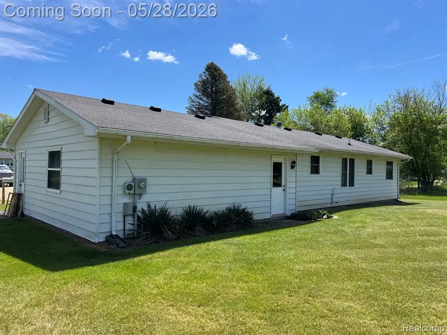 1725 Farnsworth, Lapeer, MI 48446 - #3