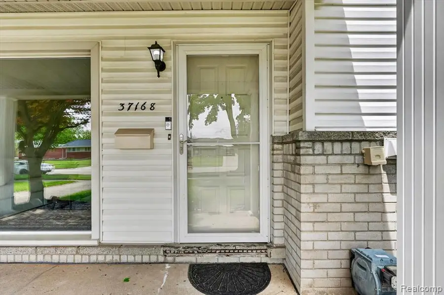 37168 Vincent, Westland, MI 48186 - #3