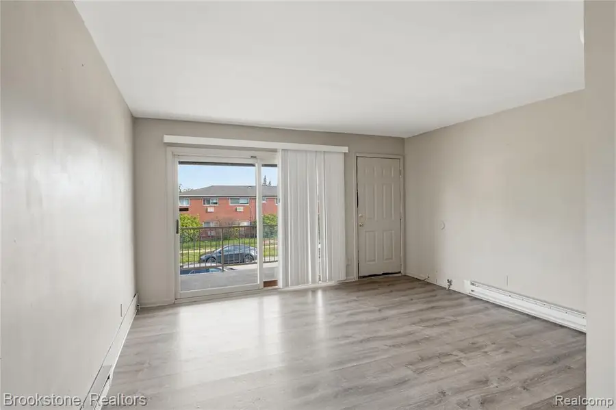 9439 Chalmers, Detroit, MI 48213 - #3