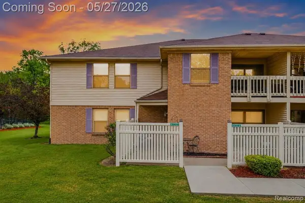61212 Greenwood, South Lyon, MI 48178
