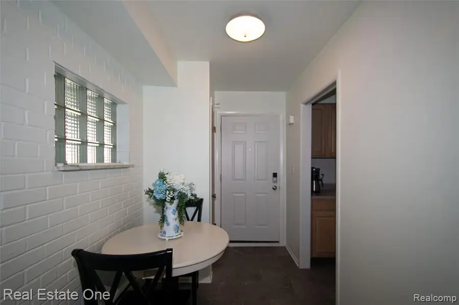 26955 Milford Road #24, Lyon, MI 48178 - #3