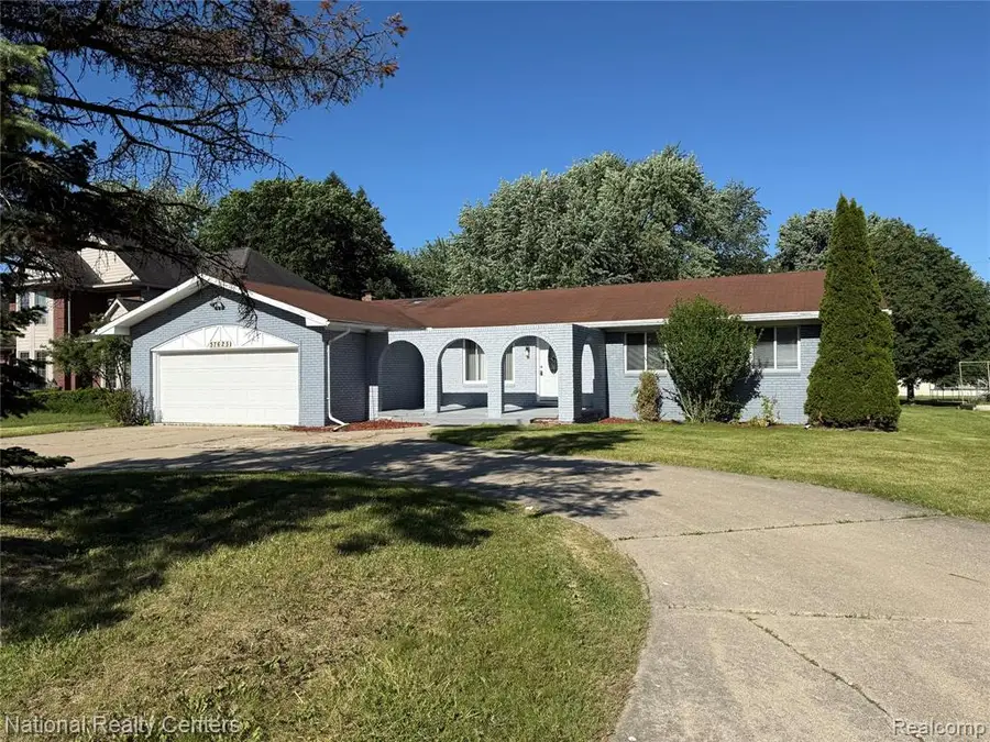 37625 Ryan, Sterling Heights, MI 48310 - #2