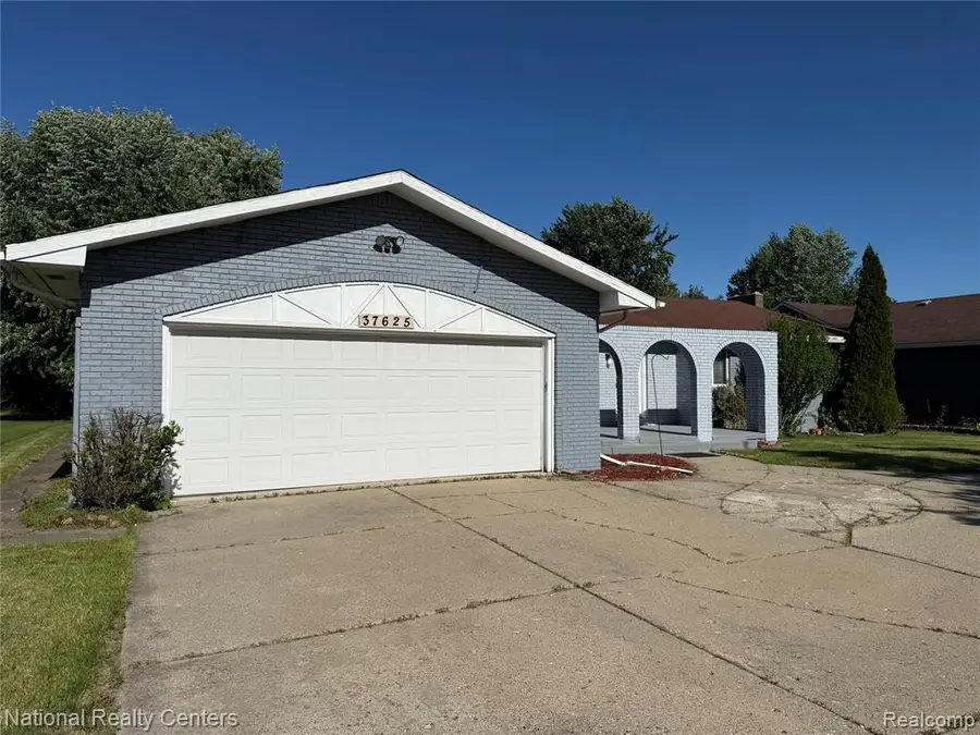 37625 Ryan, Sterling Heights, MI 48310 - #3