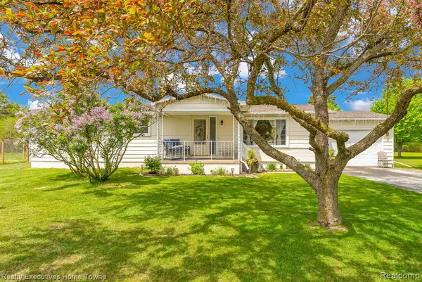 5938 Avalon, Lexington, MI 48450