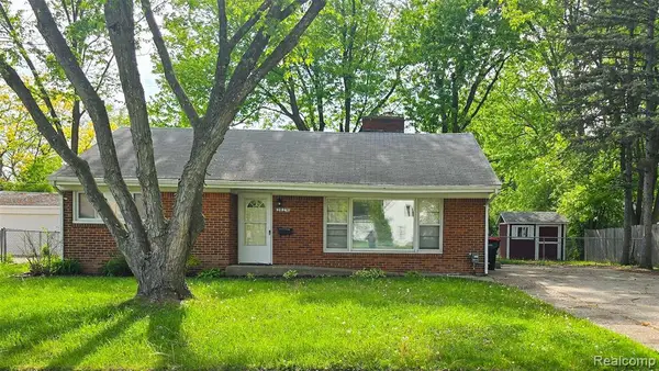 28291 Pierce, Southfield, MI 48076