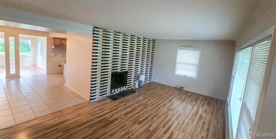 28291 Pierce, Southfield, MI 48076 - #3