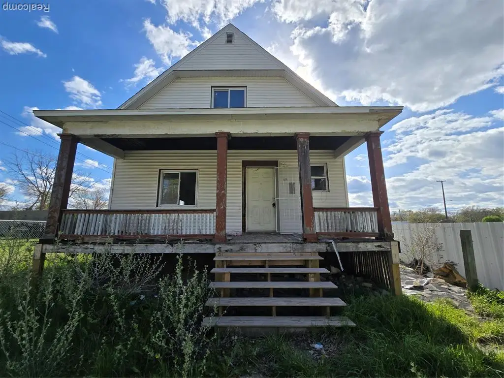 611 S 4th, Saginaw, MI 48601 - #1