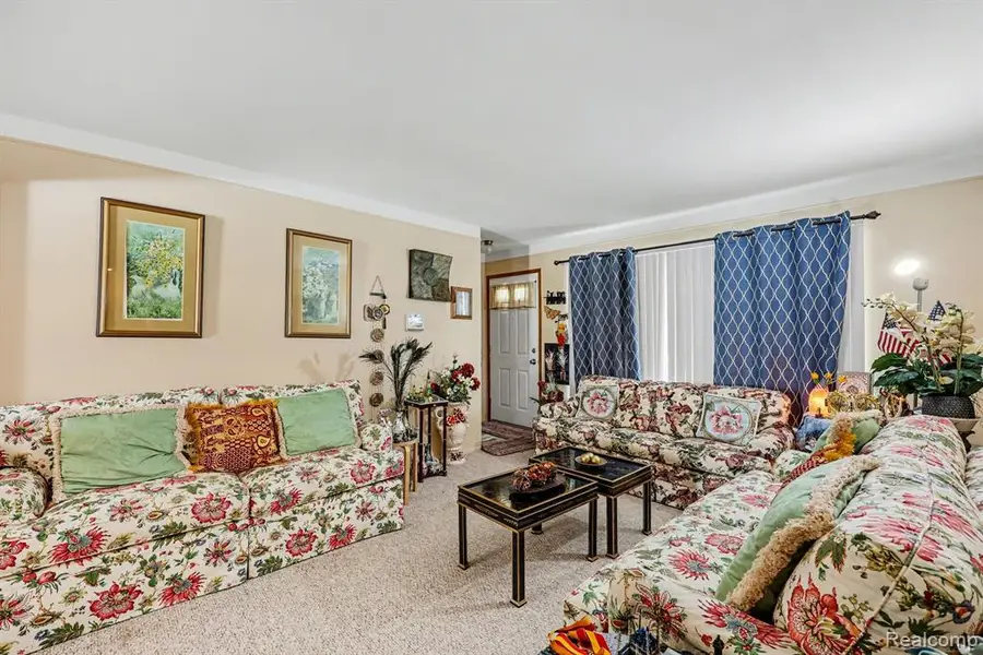 30955 Iroquois, Warren, MI 48088 - #2