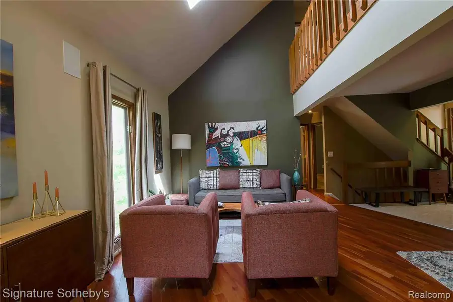 4945 Whitlow, Commerce Township, MI 48382 - #3