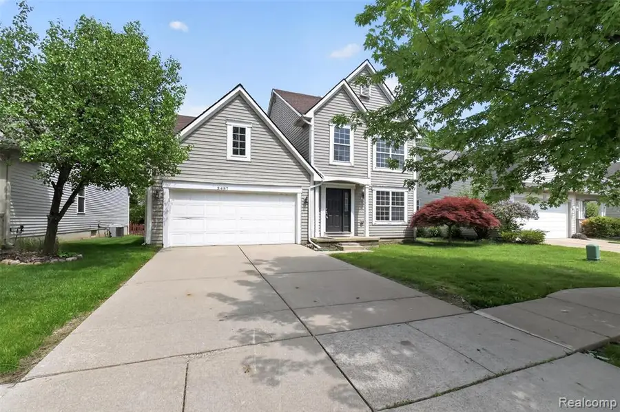 3457 Ashburnam, Ann Arbor, MI 48105 - #3