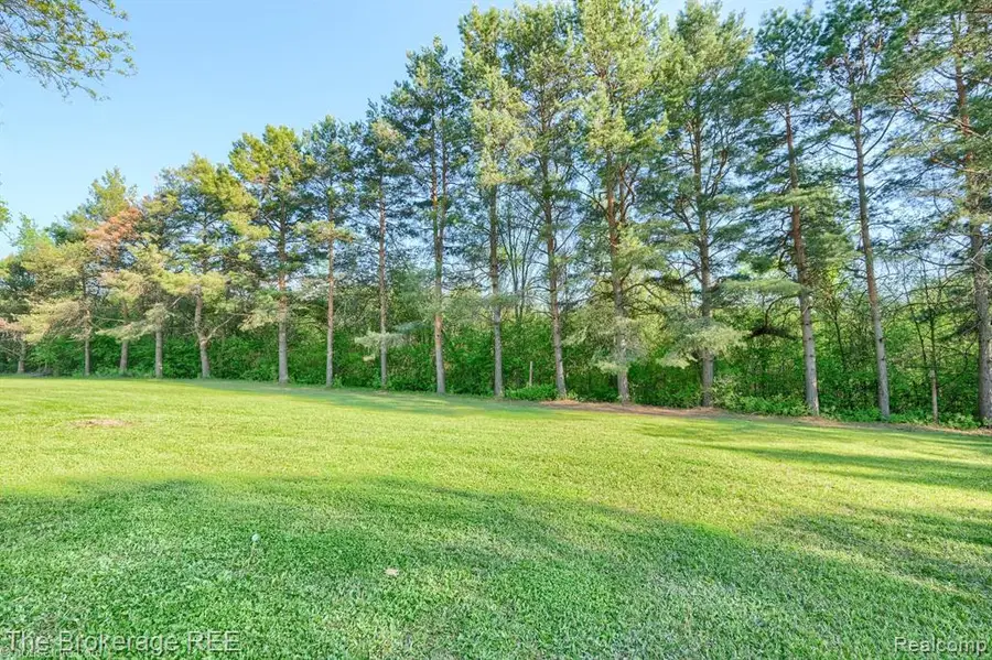 6288 Porter, Grand Blanc, MI 48439 - #3
