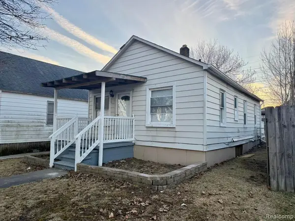 2396 Superior, Trenton, MI 48183