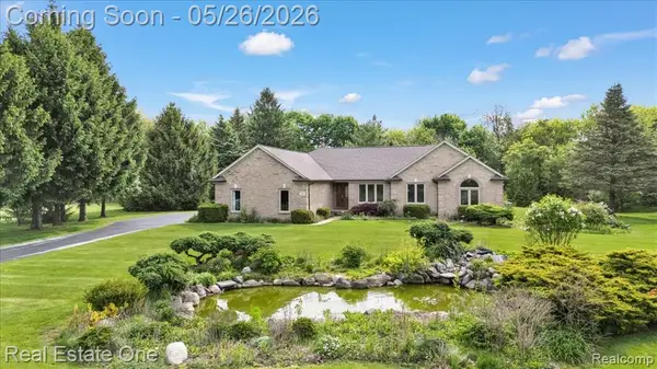 751 Bristol, Clarkston, MI 48348
