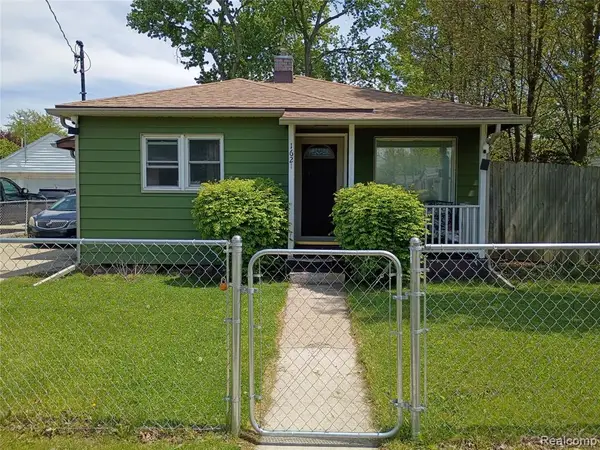 1621 Stocker, Flint, MI 48503